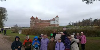экскурсия в замковый комплекс Мир